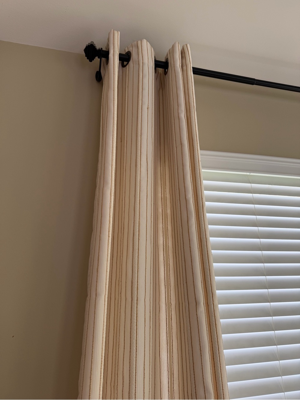 Curtains - Picture 8 of 12
